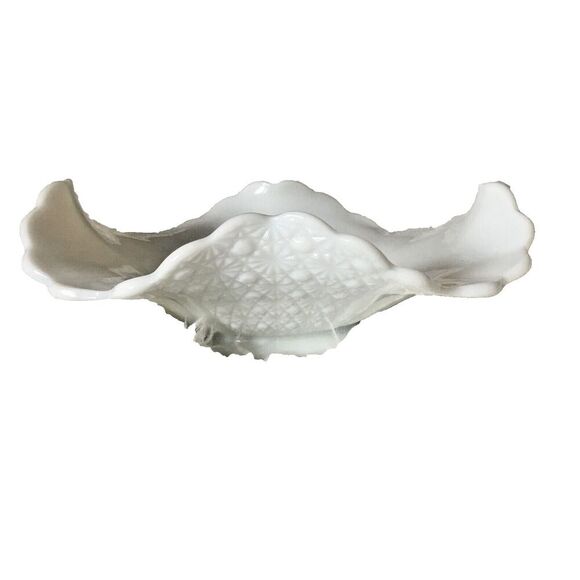 milk hobnail Other - VINTAGE 50's Hobnail Milk Glass Nut Candy Wavy Serving Dish w/Handles 11" x 7"